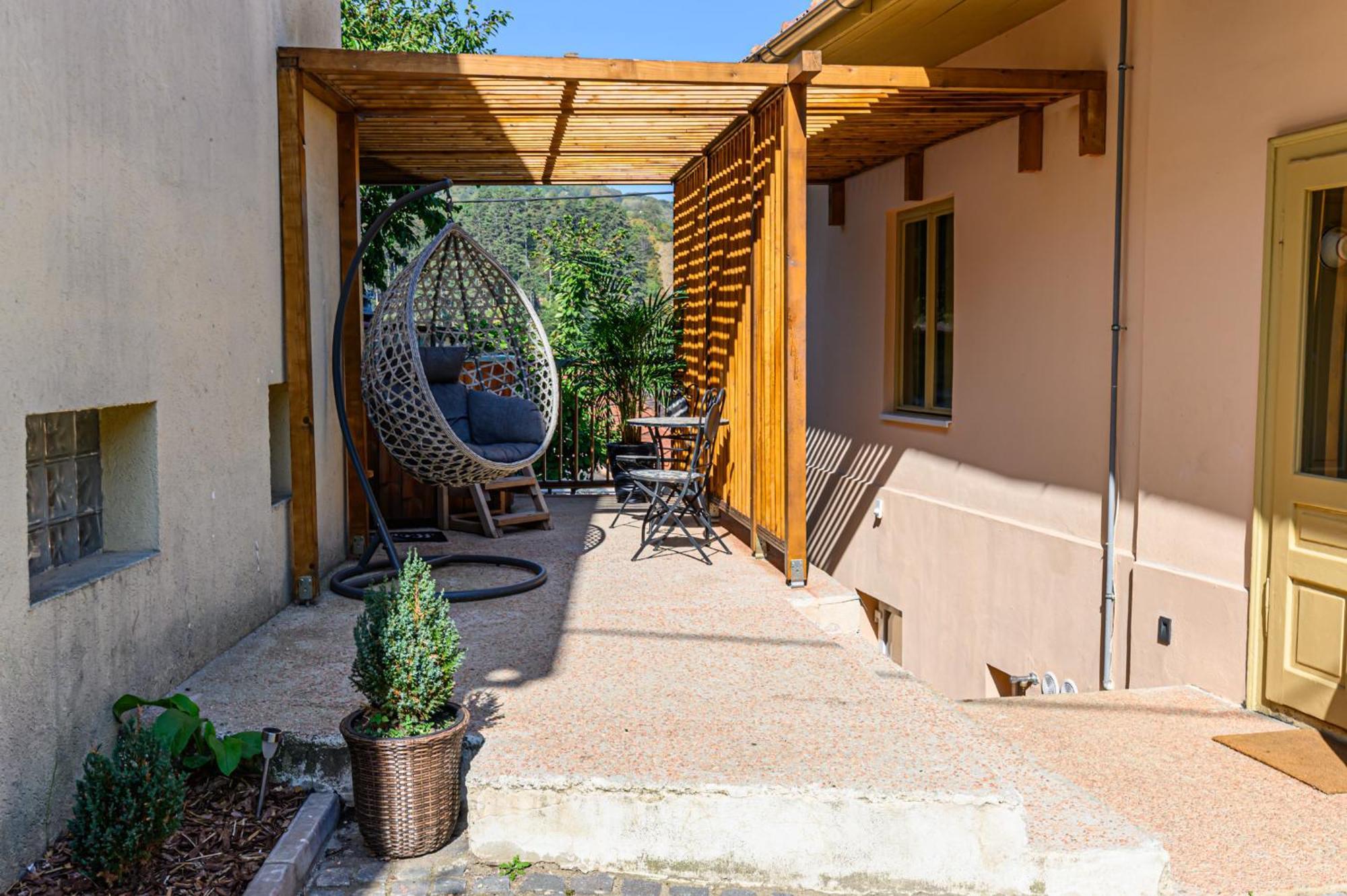 Lagom - Hot Tub Hideout Brasov Ngoại thất bức ảnh