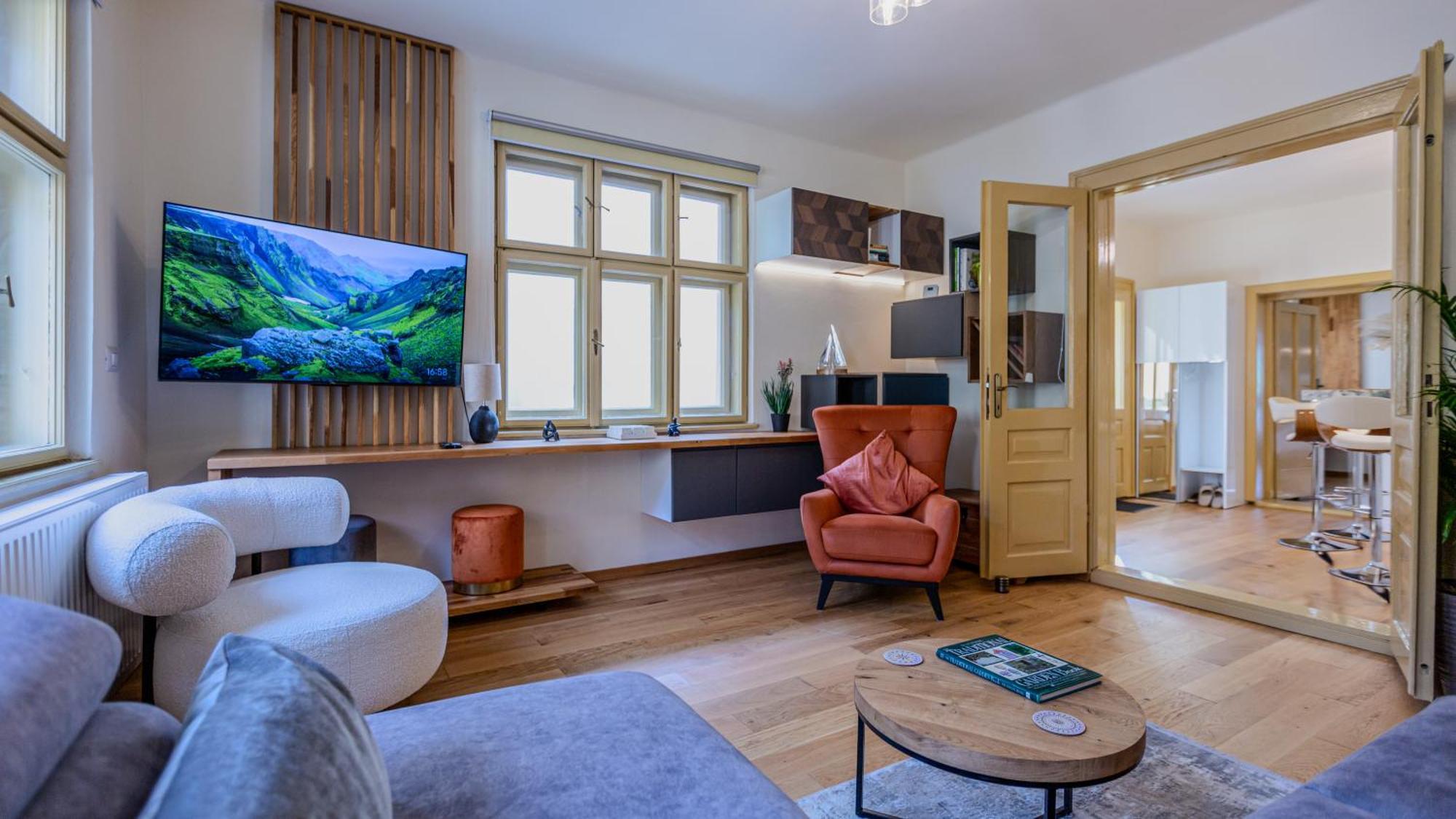 Lagom - Hot Tub Hideout Brasov Ngoại thất bức ảnh